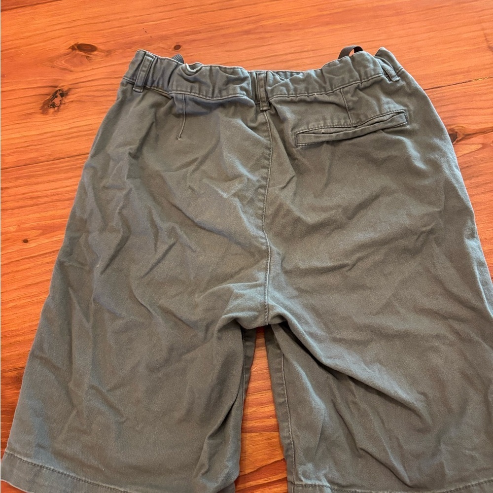 Old Navy Boys Gray Chino Shorts - Size 18 (Adjustable Waist)